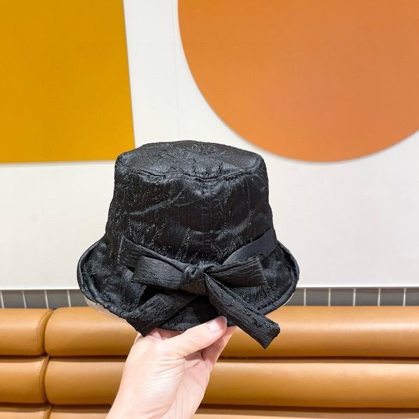 C*hanel  Hats Top XX20250409-54