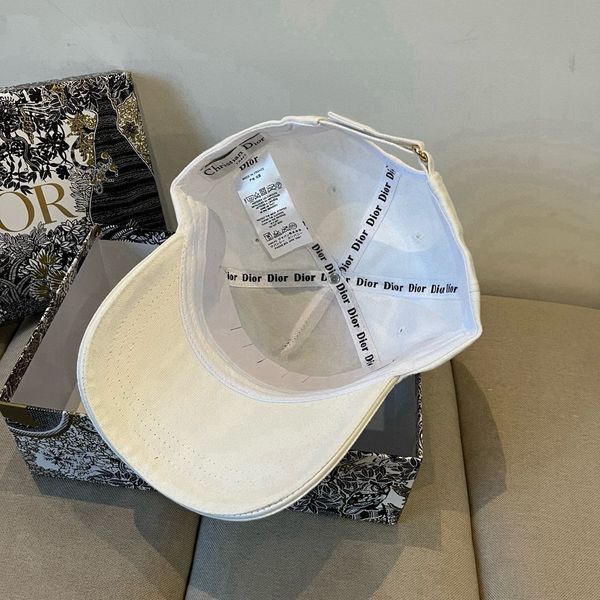 F*endi  Hats Top XX250410-23