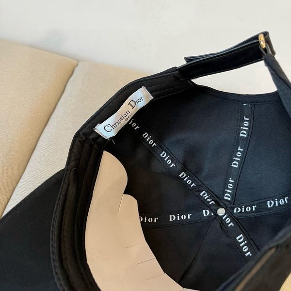 D*ior Hats Top XX250410-24