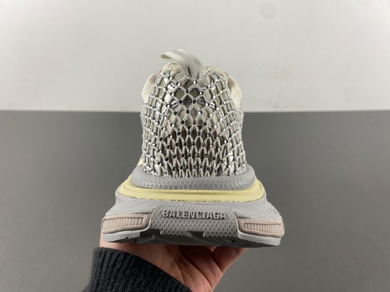 B*alenciaga Sneaker Low AM20250410-11