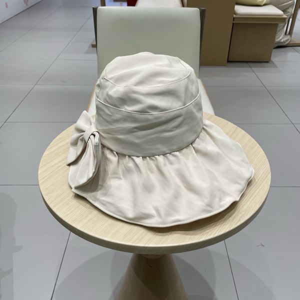 C*hanel  Hats Top XX20250411-16