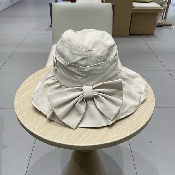 C*hanel  Hats Top XX20250411-16