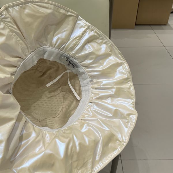 C*hanel  Hats Top XX20250411-16