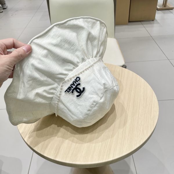 C*hanel  Hats Top XX20250411-18