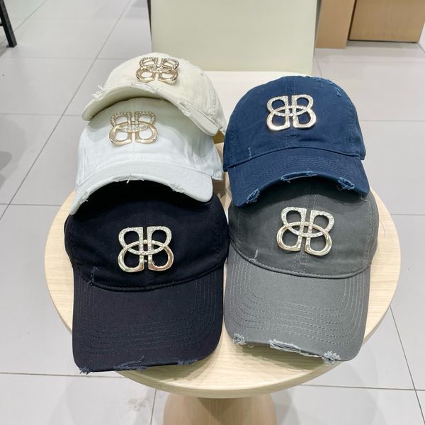 B*alenciaga  Hats Top XX20250411-21