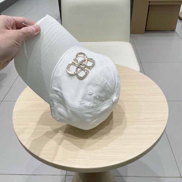 B*alenciaga  Hats Top XX20250411-21