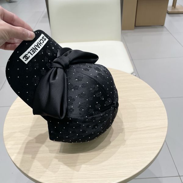 C*hanel  Hats Top XX20250411-22