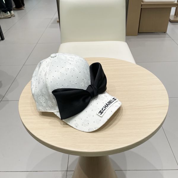 C*hanel  Hats Top XX20250411-22