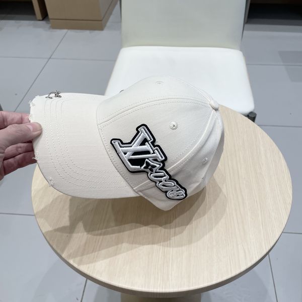 L*ouis V*uitton  Hats Top XX20250411-23