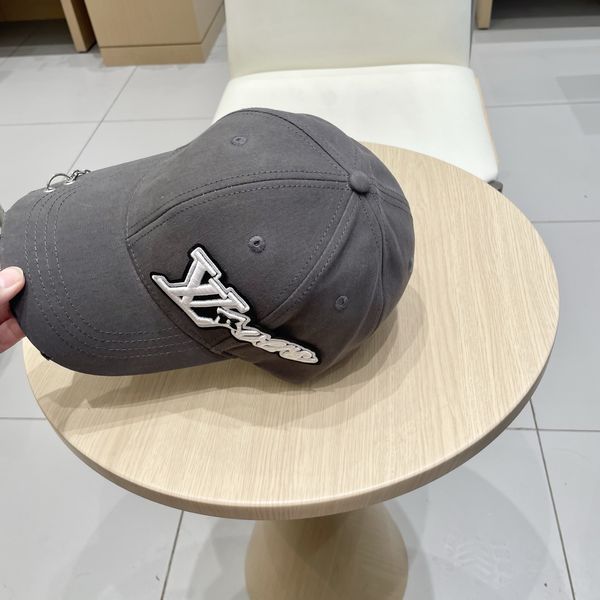 L*ouis V*uitton  Hats Top XX20250411-23