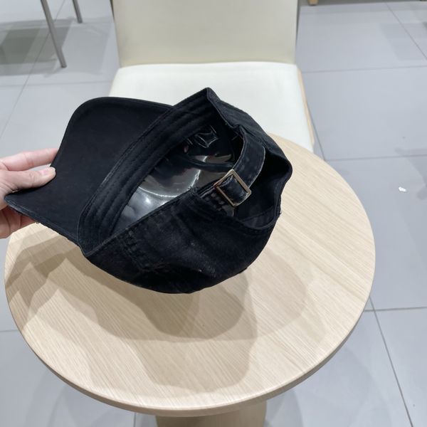 M*oncler  Hats Top XX20250411-28
