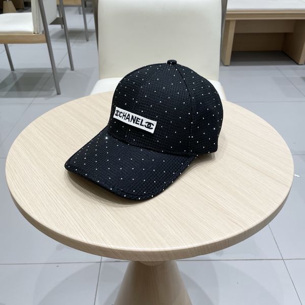 C*hanel  Hats Top XX20250411-30