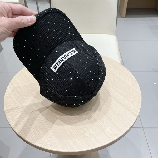 C*hanel  Hats Top XX20250411-30