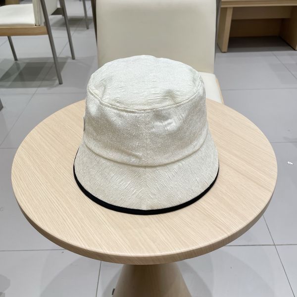 D*ior Hats Top XX250410-31