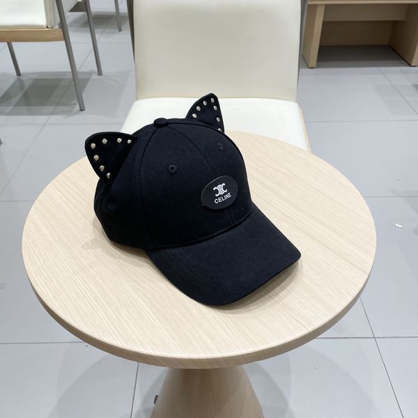 C*eline  Hats Top XX20250411-32