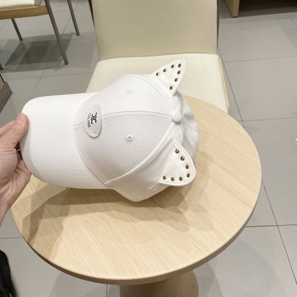 C*eline  Hats Top XX20250411-32