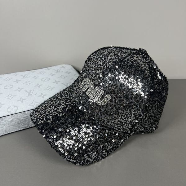 M*iuMiu  Hats Top XX20250411-40