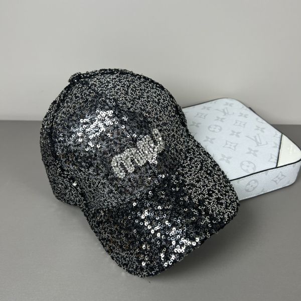 M*iuMiu  Hats Top XX20250411-40