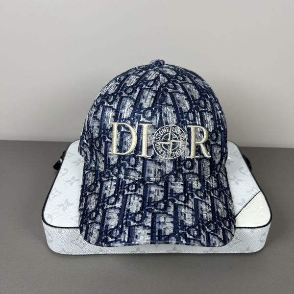D*ior Hats Top XX250410-42