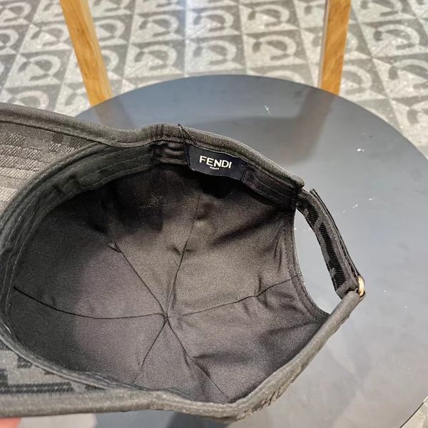 F*endi  Hats Top XX250410-50