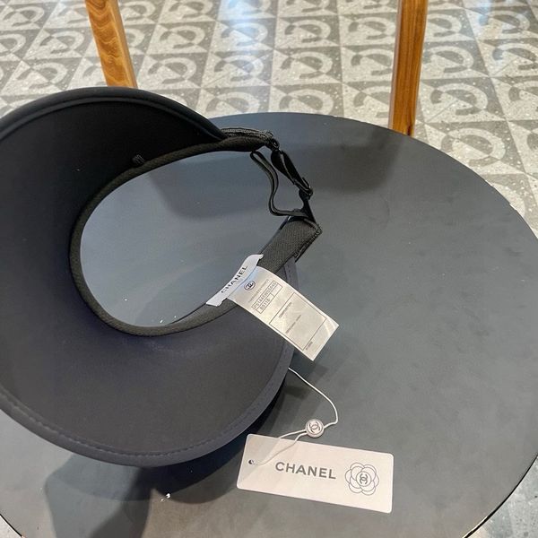 C*hanel  Hats Top XX20250411-62