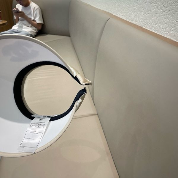 C*hanel  Hats Top XX20250411-63