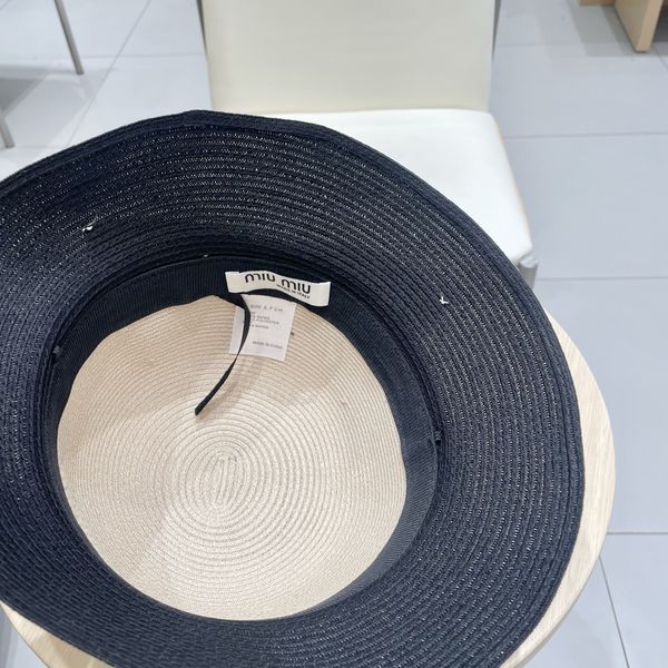 M*iuMiu  Hats Top XX20250411-64