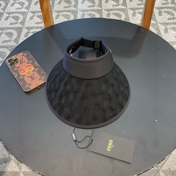 F*endi  Hats Top XX250410-72