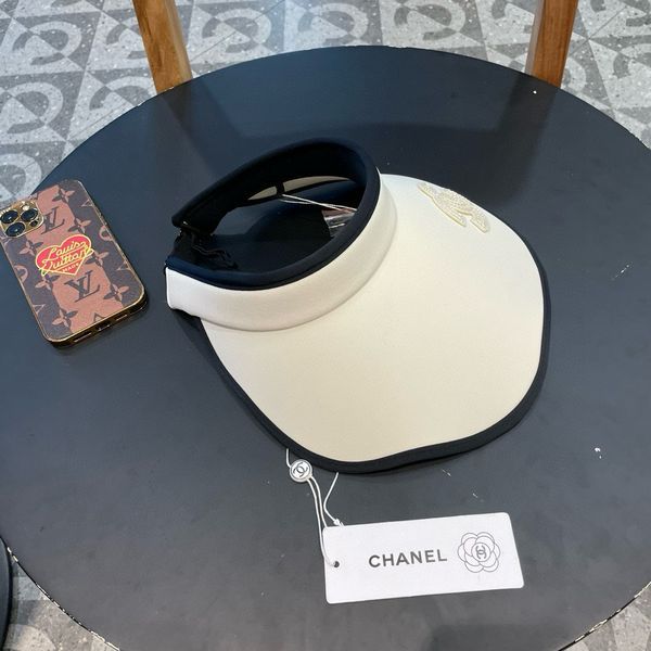 C*hanel  Hats Top XX20250411-76