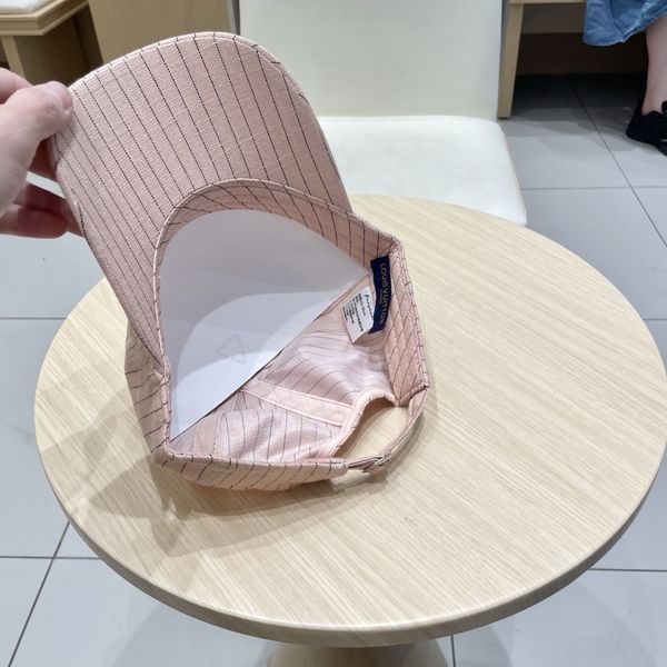 L*ouis V*uitton Hats Top XX250413-15