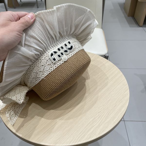 M*iuMiu  Hats Top XX20250413-26