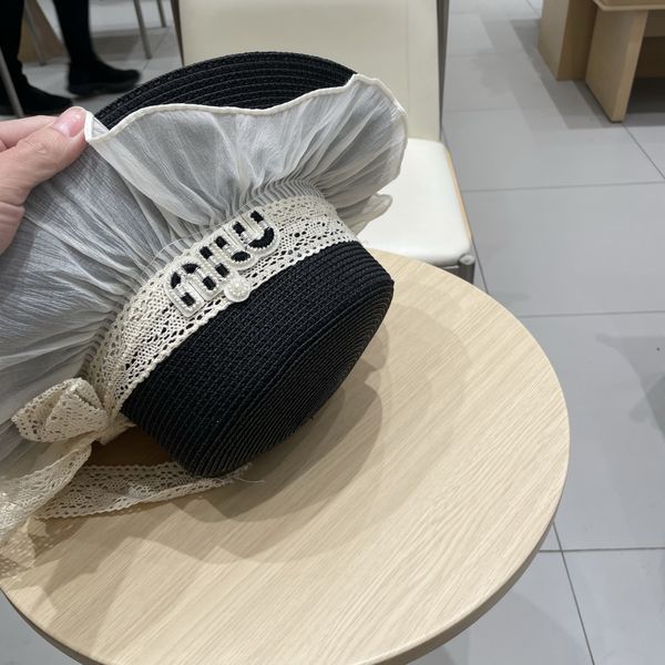 M*iuMiu  Hats Top XX20250413-26