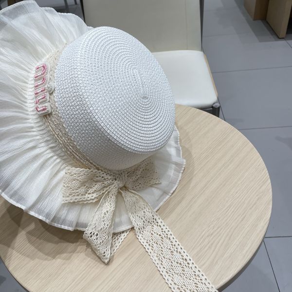 M*iuMiu  Hats Top XX20250413-26