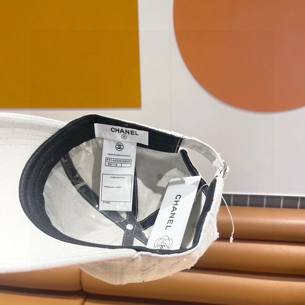 C*hanel  Hats Top XX20250413-50