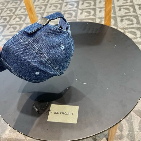 B*alenciaga  Hats Top XX20250413-56