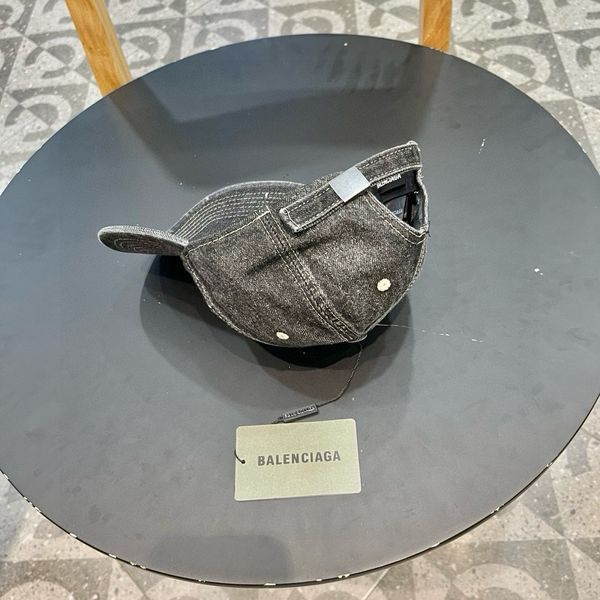 B*alenciaga  Hats Top XX20250413-56