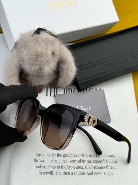 D*ior Glasses Top XX 20250427-79