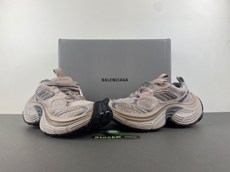 B*alenciaga 3XL AM 20250727-1