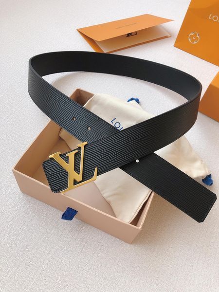 L*ouis V*uitton Belts Top Version