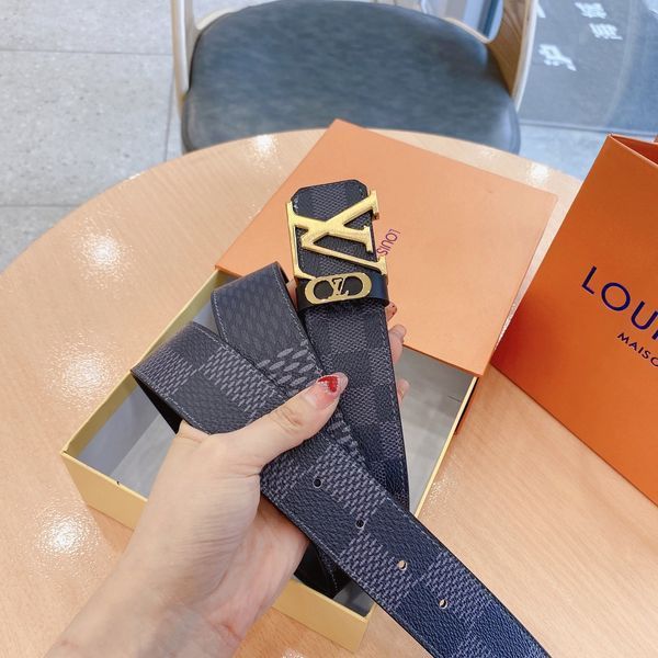 L*ouis V*uitton Belts Top Version