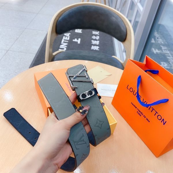 L*ouis V*uitton Belts Top Version