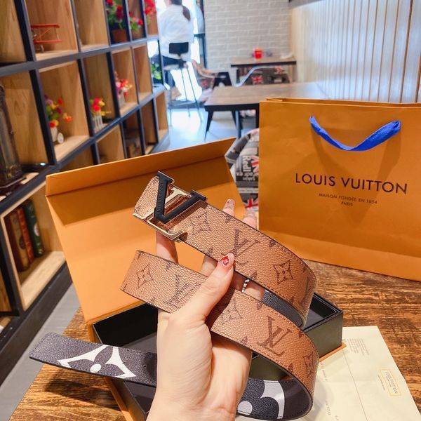 L*ouis V*uitton Belts Top Version