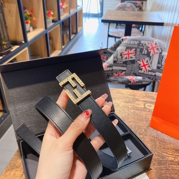 F*endi Belts Top Version