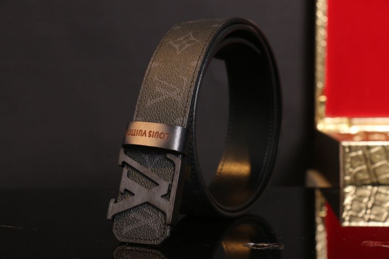 L*ouis V*uitton Belts Top Version