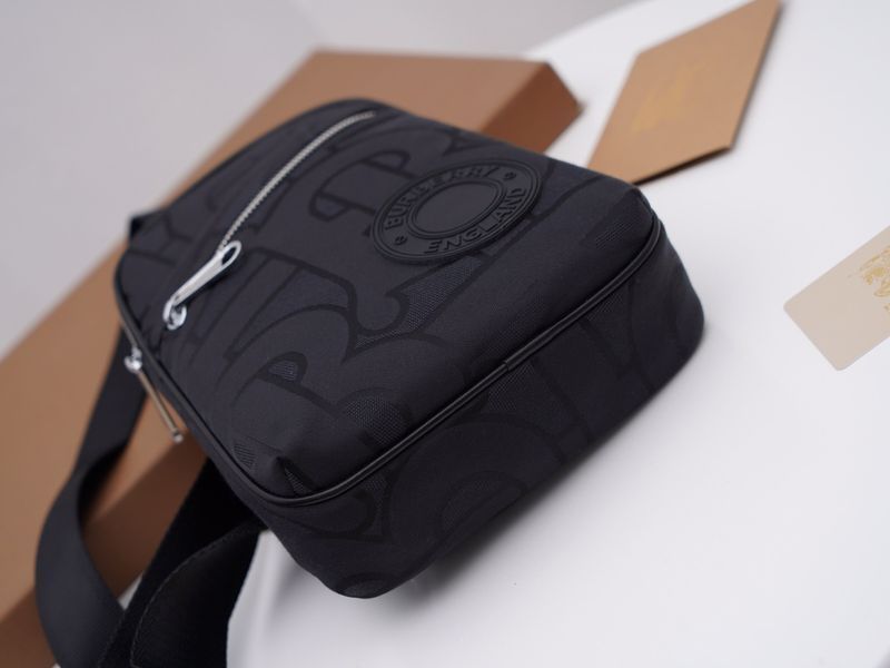 B*urberry Top Bag 20*29*5cm