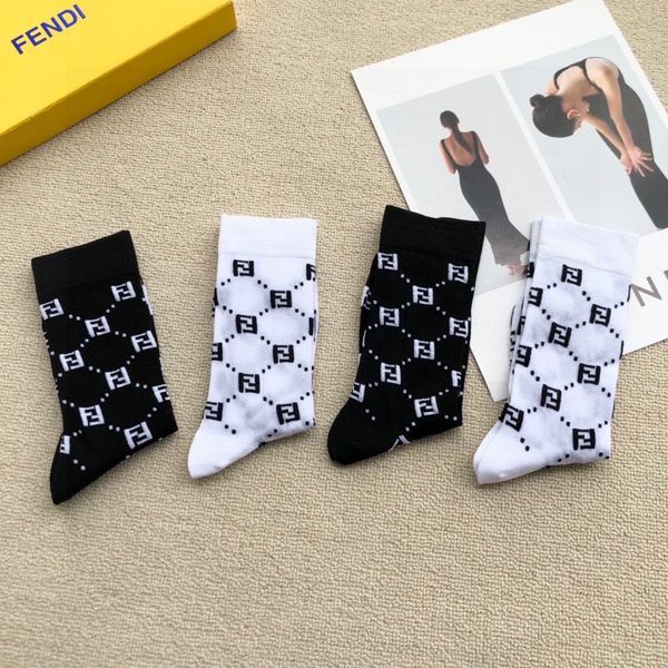 Socks 4pairs