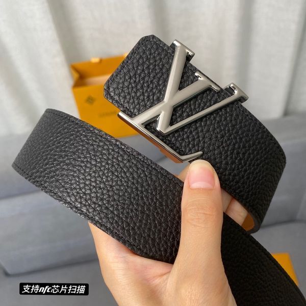 L*ouis V*uitton Belts Top Version