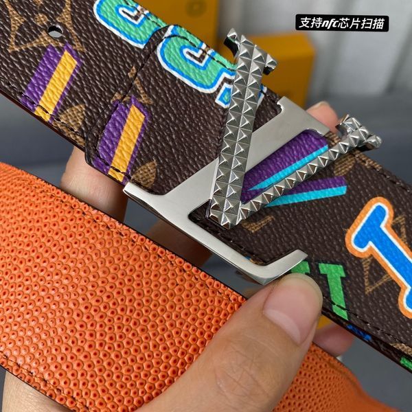 L*ouis V*uitton Belts Top Version