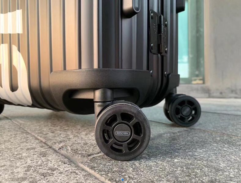 Luggage ask price on whatsapp