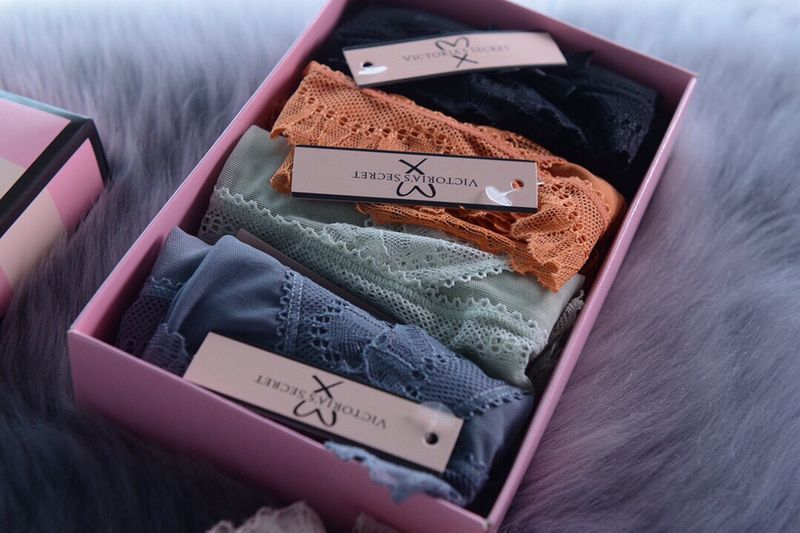 Women Underpants Top 4 Pieces